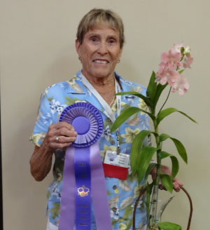 July Plant Table Winner 